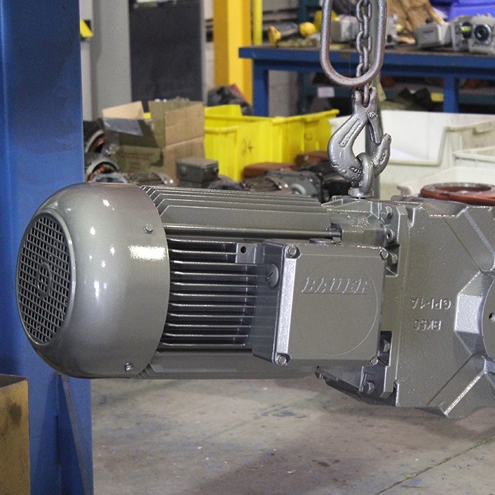 What You Need to Know About Right Angle Gear Motors 